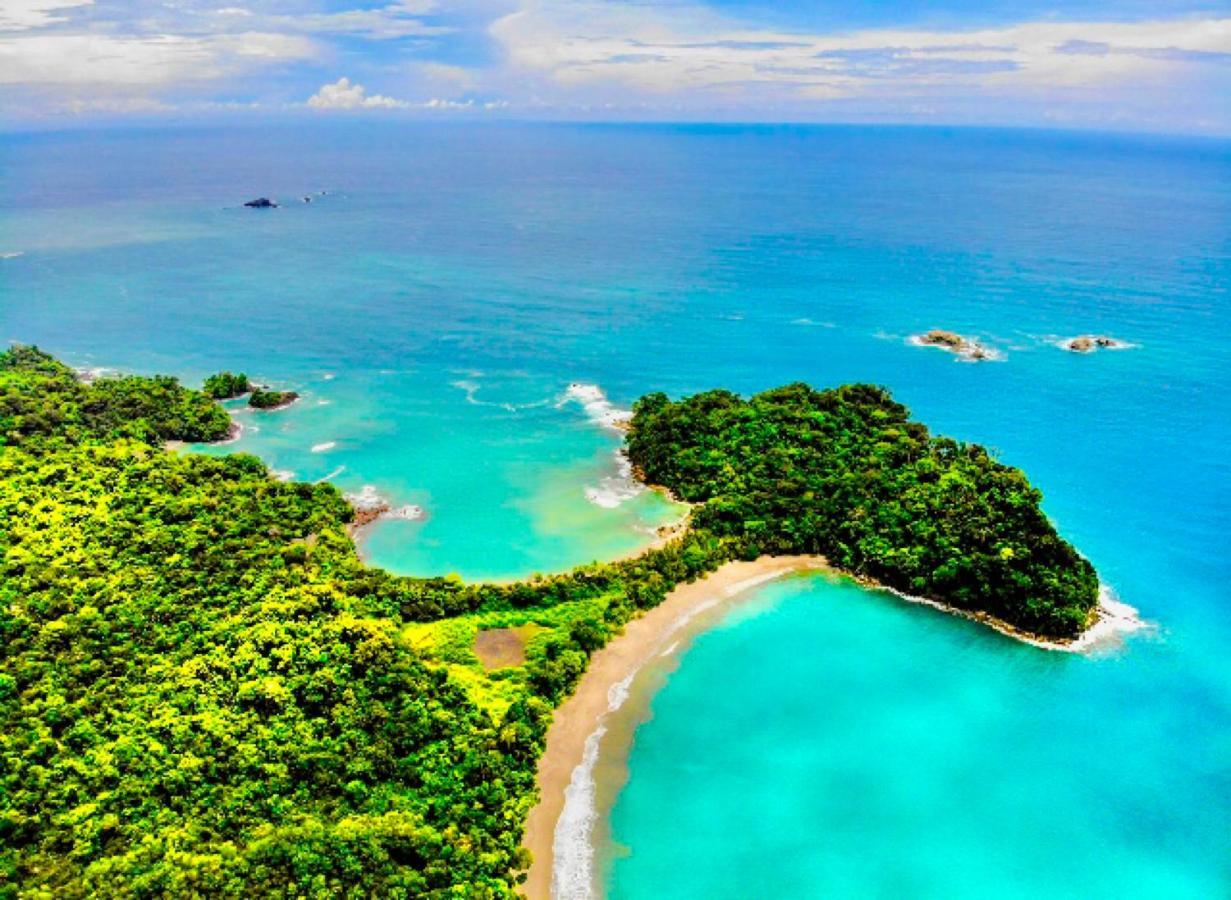 Beachfront Paradise Manuel Antonio Esterno foto